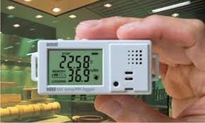 HOBO Carbon Dioxide/Temp/RH Data Logger – MX1102A perspective 2